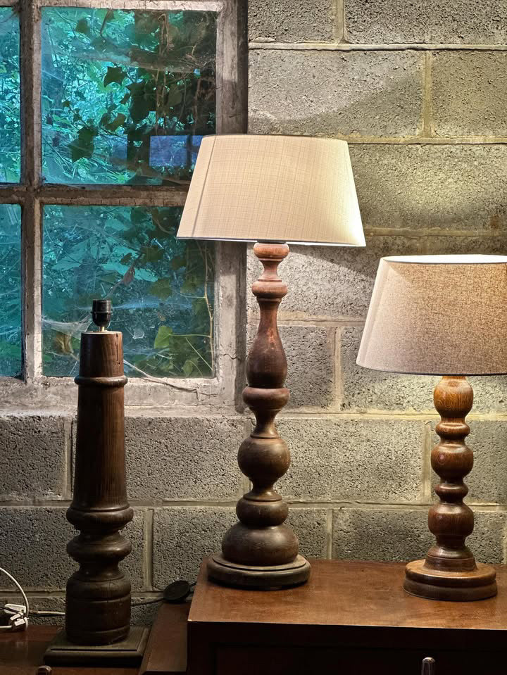 BV226 | Pair of large wood lamps