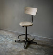 SWIVEL CHAIR